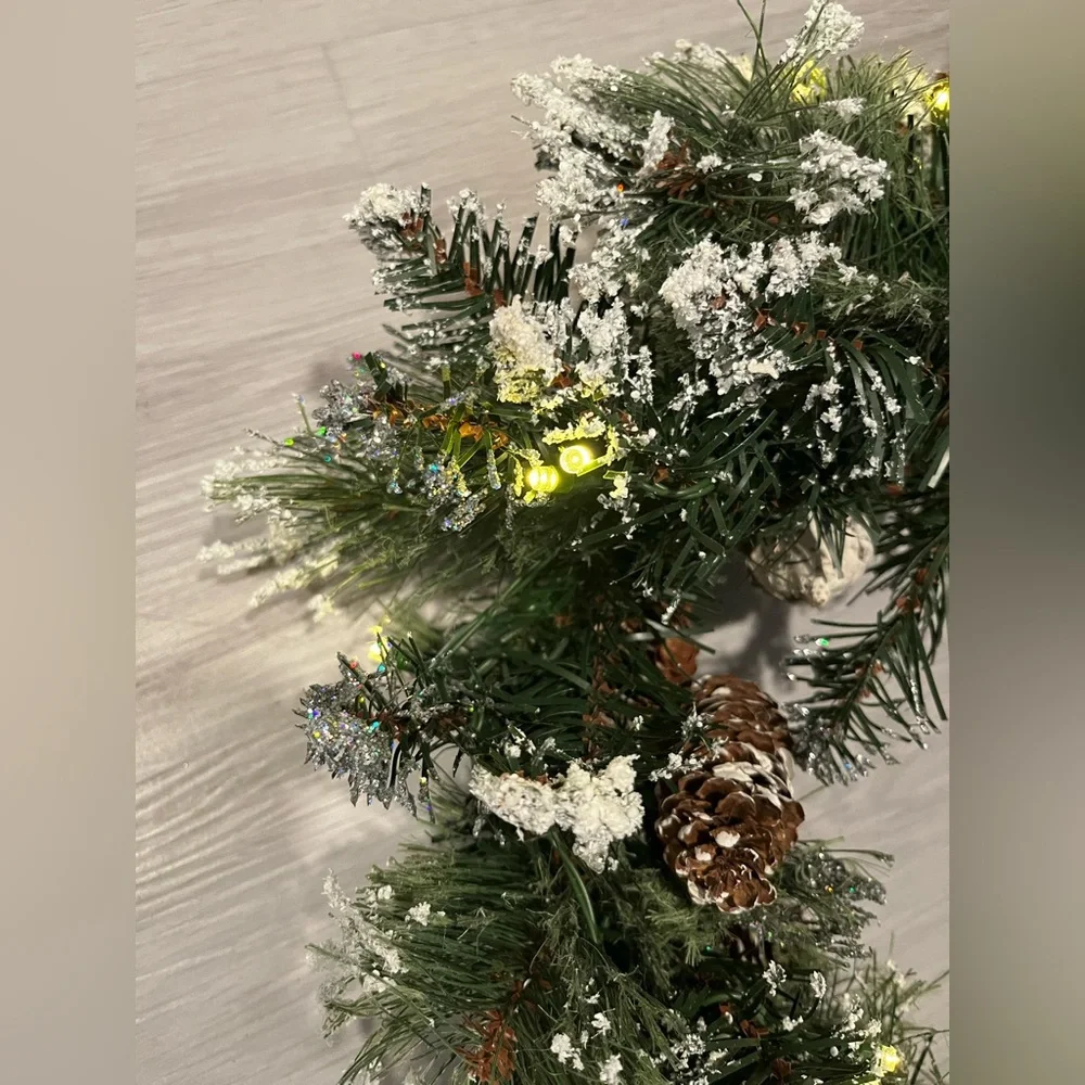Festive Green Pine‎ Garland with Lights and Pine Cones